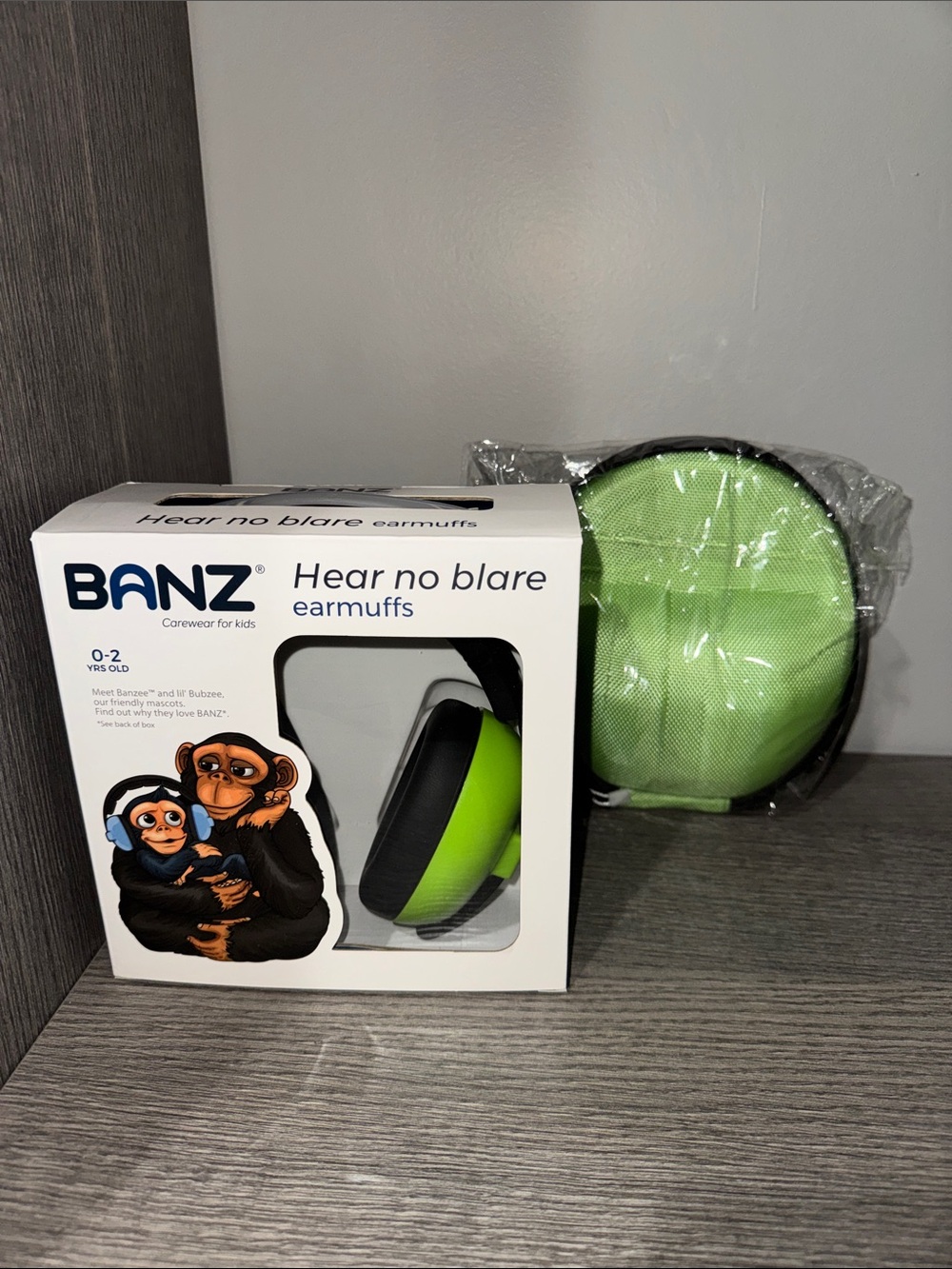 BANZ Hear No Blare Kids (Baby) Earmuffs - Lime Green includes case!! NWT!